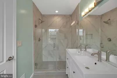 245 S Clinton Street, Baltimore, MD 21224 - Photo 18