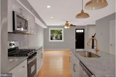 245 S Clinton Street, Baltimore, MD 21224 - Photo 12