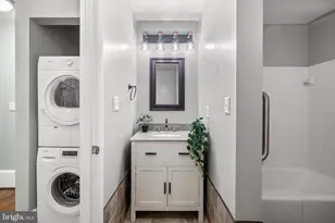 3 W Mt Vernon Pl, Baltimore, MD 21201 - Photo 10