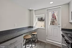 519 S Chapel St, Baltimore, MD 21231 - Photo 10