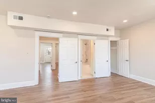 319 E University Pkwy, Baltimore, MD 21218 - Photo 20