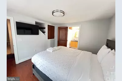 1533 W Lombard W, Baltimore, MD 21223 - Photo 10