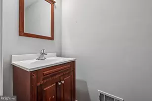 424 N Luzerne Ave N, Baltimore, MD 21224 - Photo 14