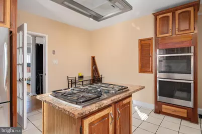 205 S Exeter Street, Baltimore, MD 21202 - Photo 20