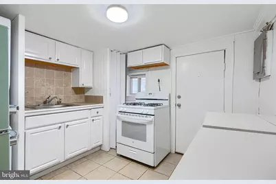 2015 Spark Court, Baltimore, MD 21231 - Photo 6