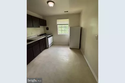 3901 Groveland Avenue, Baltimore, MD 21215 - Photo 12