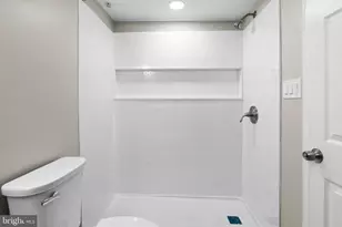 6929 Bank St, Baltimore, MD 21224 - Photo 18