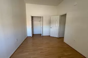 1011 Hunter St, Baltimore, MD 21202 - Photo 8