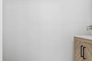 1631 E Oliver St, Baltimore, MD 21213 - Photo 16