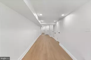 1631 E Oliver St, Baltimore, MD 21213 - Photo 32