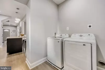 406 Lyndhurst Street, Baltimore, MD 21229 - Photo 18