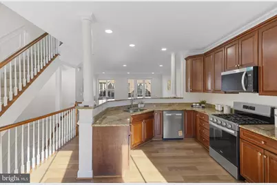 1256 Dockside Circle, Baltimore, MD 21224 - Photo 2