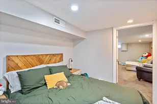 3027 O'Donnell St, Baltimore, MD 21224 - Photo 28