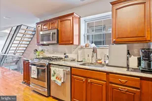 3027 O'Donnell St, Baltimore, MD 21224 - Photo 4