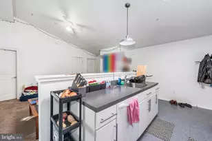 338 E 25th St, Baltimore, MD 21218 - Photo 24