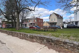 646 E 37th St, Baltimore, MD 21218 - Photo 2