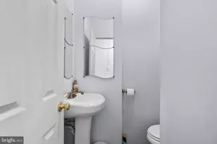 848 Powers St, Baltimore, MD 21211 - Photo 12