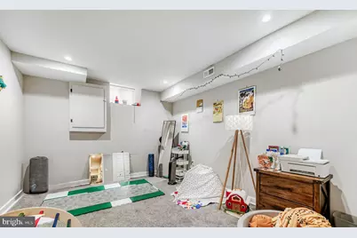 2609 E Fairmount Avenue, Baltimore, MD 21224 - Photo 24