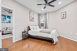 23 Pierside Dr, Baltimore, MD 21230 - Photo 8