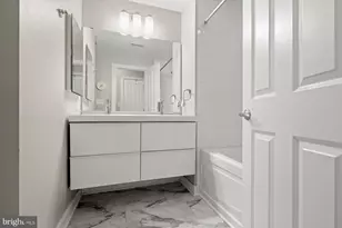 943 N Patterson Park Ave, Baltimore, MD 21205 - Photo 20