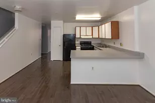 1009 Hillman St, Baltimore, MD 21202 - Photo 2