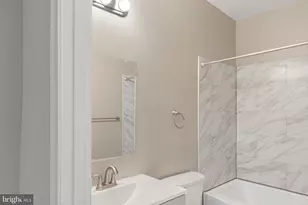 1109 S Carey St, Baltimore, MD 21223 - Photo 14