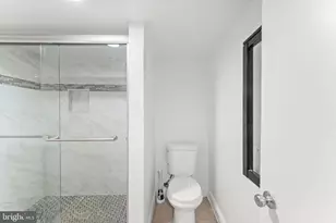 15 S Tremont Rd, Baltimore, MD 21229 - Photo 24