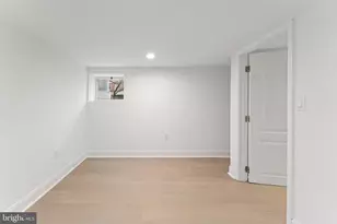 15 S Tremont Rd, Baltimore, MD 21229 - Photo 28