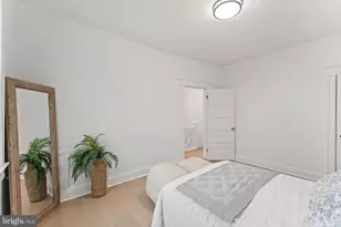 15 S Tremont Rd, Baltimore, MD 21229 - Photo 6