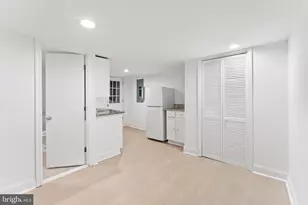 15 S Tremont Rd, Baltimore, MD 21229 - Photo 20