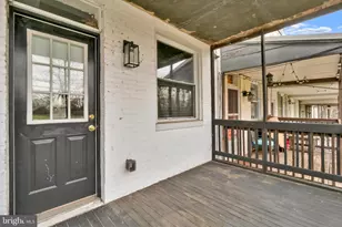 613 W 33rd St, Baltimore, MD 21211 - Photo 38