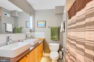 542 E Clement Street E, Baltimore, MD 21230 - Photo 24