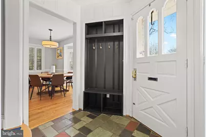 212 Saint Dunstans Road, Baltimore, MD 21212 - Photo 4