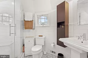 212 St Dunstans Rd, Baltimore, MD 21212 - Photo 14
