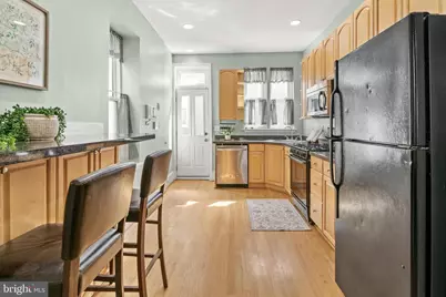 21 E Fort Avenue E, Baltimore, MD 21230 - Photo 12