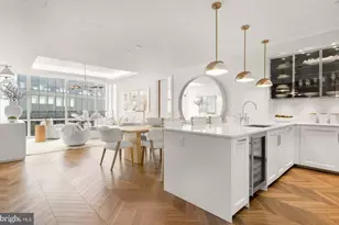 300 International Drive, Baltimore, MD 21202 - Photo 1