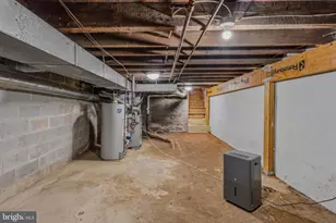 1824 E Lombard St, Baltimore, MD 21231 - Photo 26