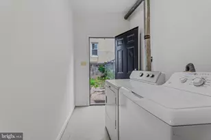 1824 E Lombard St, Baltimore, MD 21231 - Photo 12