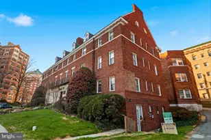 101 W 39th St, Baltimore, MD 21210 - Photo 4