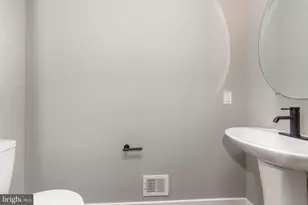 1330 Division St, Baltimore, MD 21217 - Photo 6