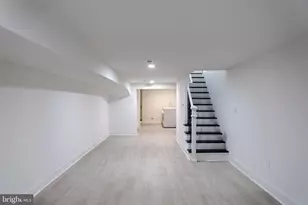 2721 W Mosher St, Baltimore, MD 21216 - Photo 10