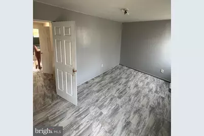 320 E Lorraine Avenue, Baltimore, MD 21218 - Photo 2