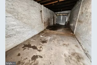 Garage On S Conkling, Baltimore, MD 21224 - Photo 6
