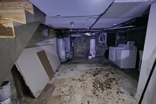 1115 Bonaparte Ave, Baltimore, MD 21218 - Photo 22