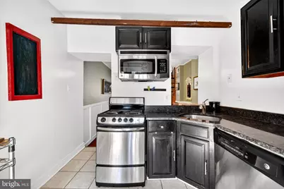 11 E Wheeling Street, Baltimore, MD 21230 - Photo 12