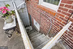 4308 Parkside Dr, Baltimore, MD 21206 - Photo 24