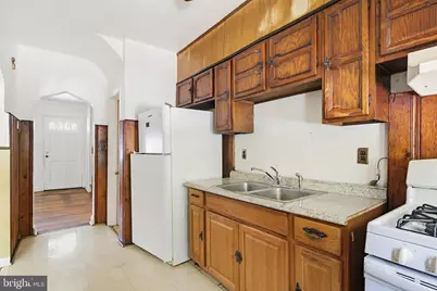 2444 W Cold Spring Lane, Baltimore, MD 21215 - Photo 10