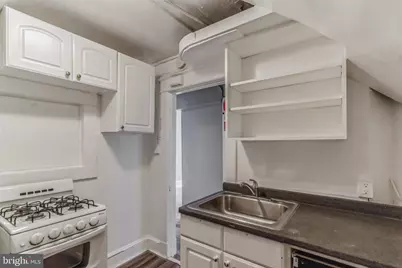 2218 Roslyn Avenue, Baltimore, MD 21216 - Photo 6