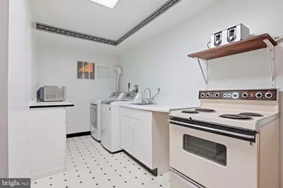 405 Nottingham Road, Baltimore, MD 21229 - Photo 18