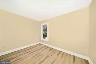 728 E 35th St, Baltimore, MD 21218 - Photo 28